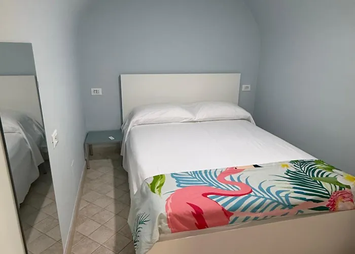 Piccinni 79 - Charm *